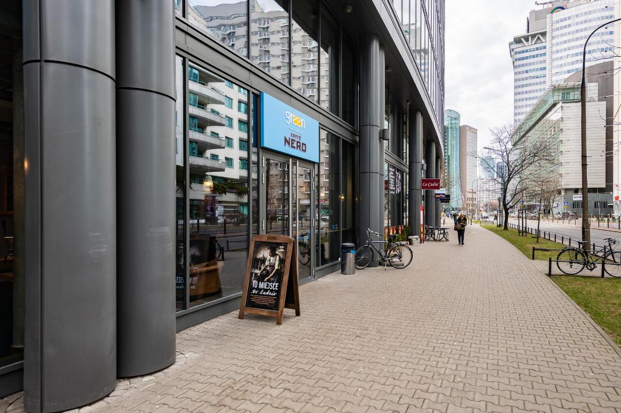 Grzybowska P&O Serviced Apartments Varşovia Exterior foto